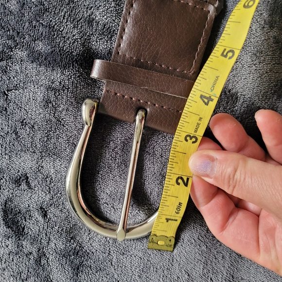 Michael Kors Leather Belt - Picture 5 of 9